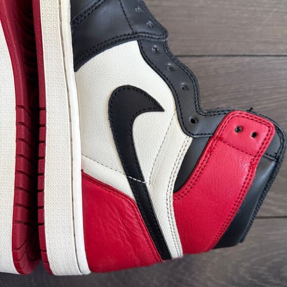 Jordan 1 Retro High Bred Toe 555088-610 Men's 10 - Picture 7 of 15